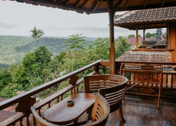 Hotel Puri Sunny , Munduk (Bali)