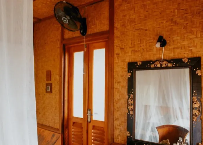 Hotel Puri Sunny ,
